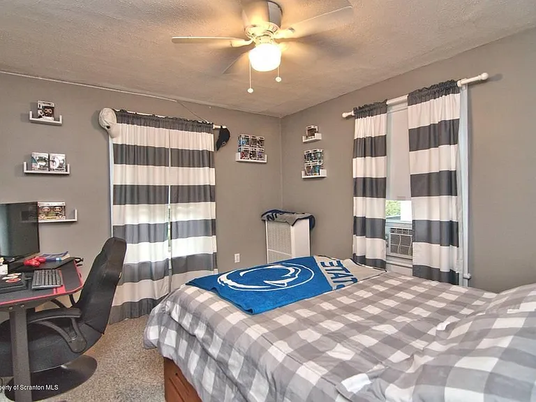 2333 Adams Ave — Photo 42
