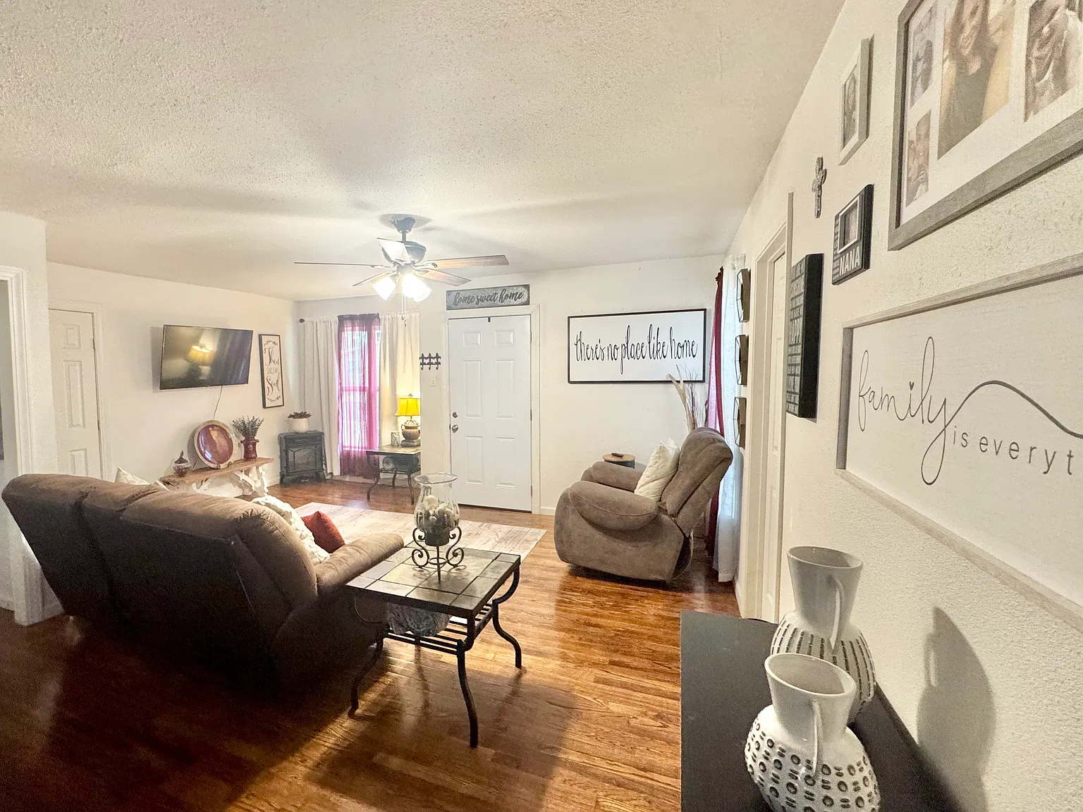 3 bed, 1061 sqft, $650 — Photo 4