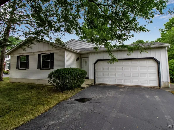 203 Robin Rd, Amherst, NY 14228