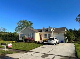 205 Surf Rd, Egg Harbor Township, NJ 08234