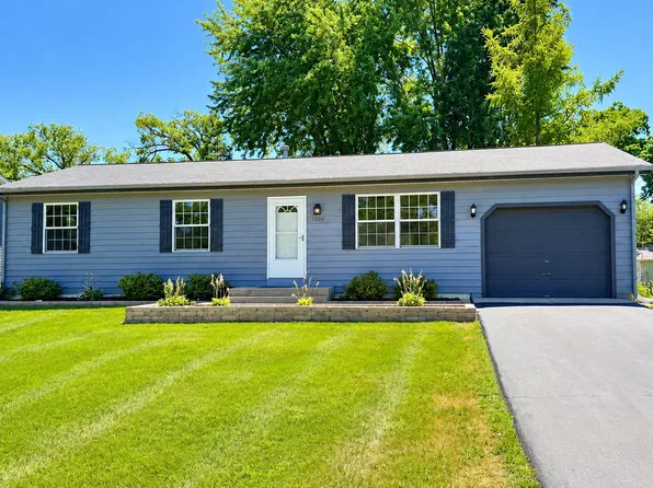 1509 Hickory St, Holiday Hills, IL 60051