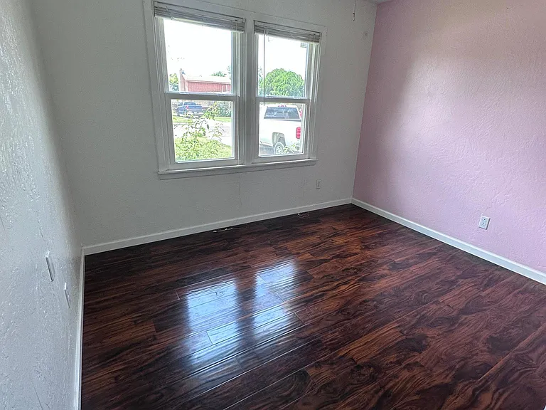 2137 S Fairfield St — Photo 17