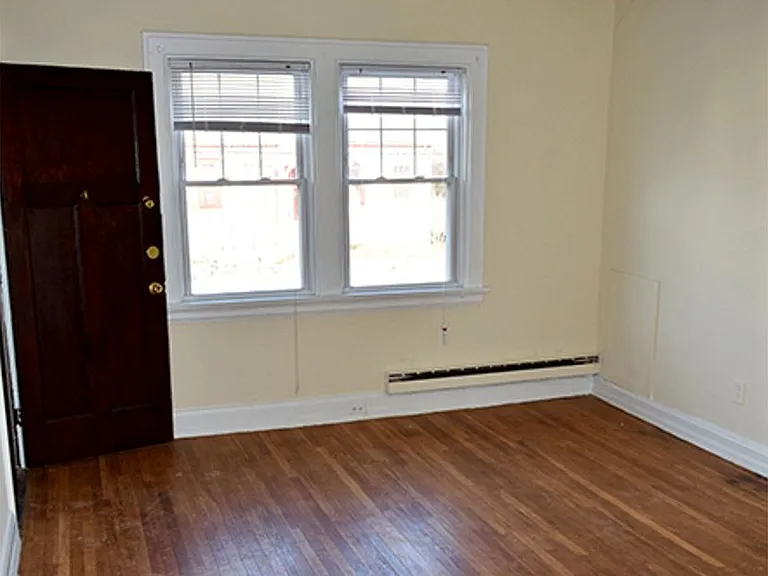 415-419-423 Probasco St — Photo 31