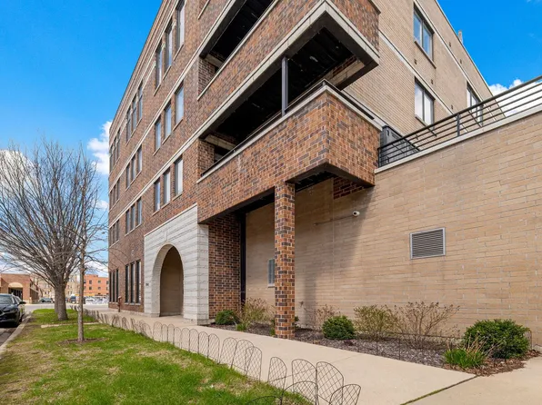 2352 W Shakespeare Ave Unit 2C, Chicago, IL 60647