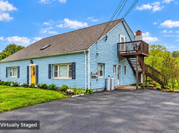 45 Hampton Rd, Marlboro, NY 12542