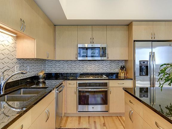 4th image of 740 Portland Ave Unit 1204