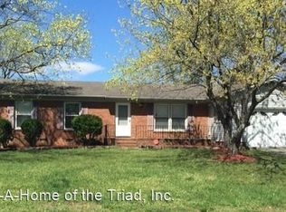 4144 Donegal Dr, Greensboro, NC 27406
