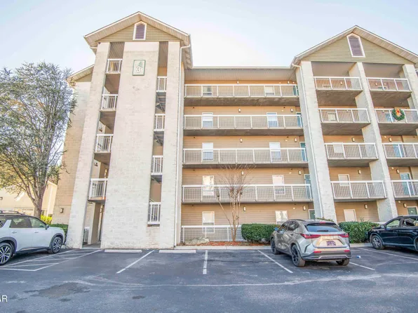 205 Ogle Dr #332, Pigeon Forge, TN 37863