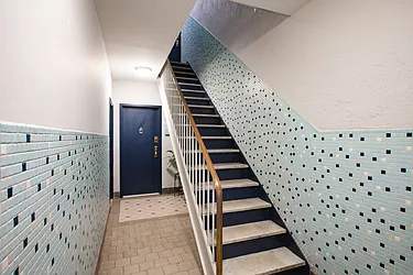 Rented by Aimee Grodanz, LREB