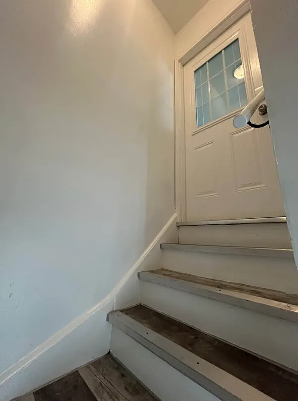 3 bed, 600 sqft, $3,000 — Photo 2