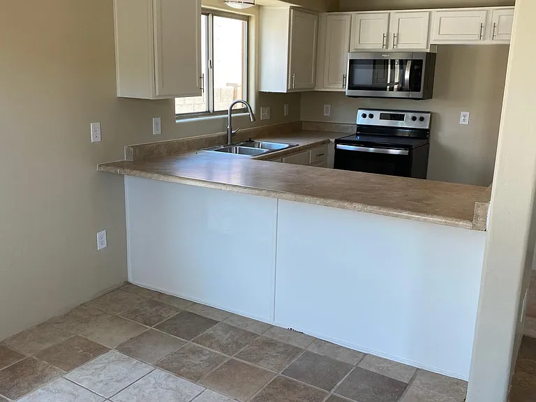 5730 E Calle De Hielo Dulce — Photo 3