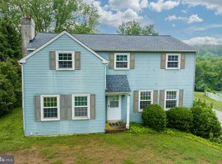 1352 Ridgeview Cir, Downingtown, PA 19335