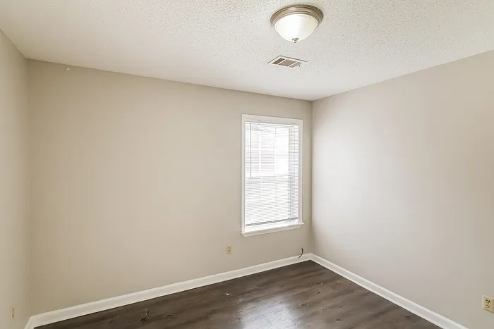 8747 Rolling Hills Dr — Photo 9