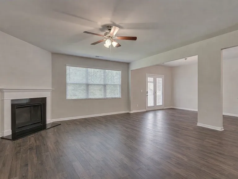 5421 Victoria Fls — Photo 4