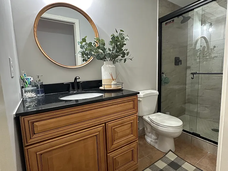 1653 Bedford Ln — Photo 11
