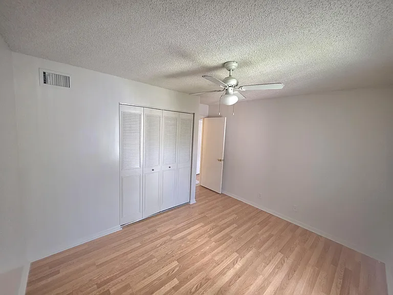 203 Foxtail Dr #B3 — Photo 15