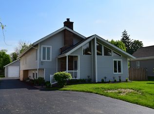 415 E Fay Ave, Addison, IL 60101