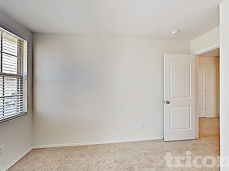 5697 McClelland St — Photo 28
