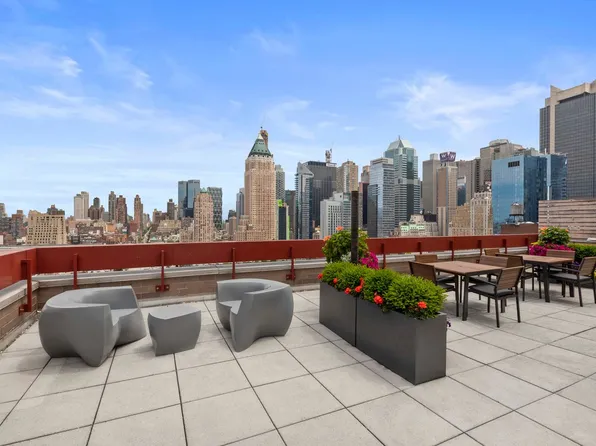 360 West 43rd Street image 20 of 26