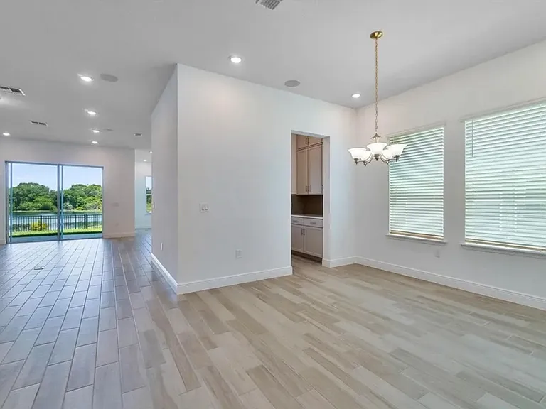 7446 Alpine Butterfly Ln — Photo 12