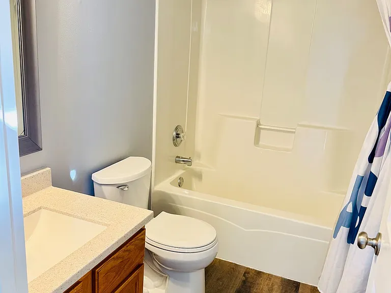 441 Kaylene Dr — Photo 5