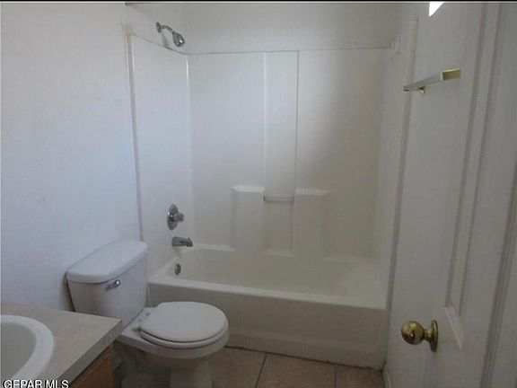 5th image of 10344 Valle Del Mar Dr