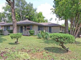 1 Stonecrest Cir, Little Rock, AR 72204