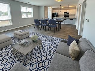 608 Castle St #202, Wilmington, NC 28401
