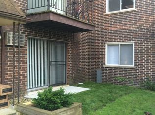 9364 Golf Rd APT 1A, Des Plaines, IL 60016