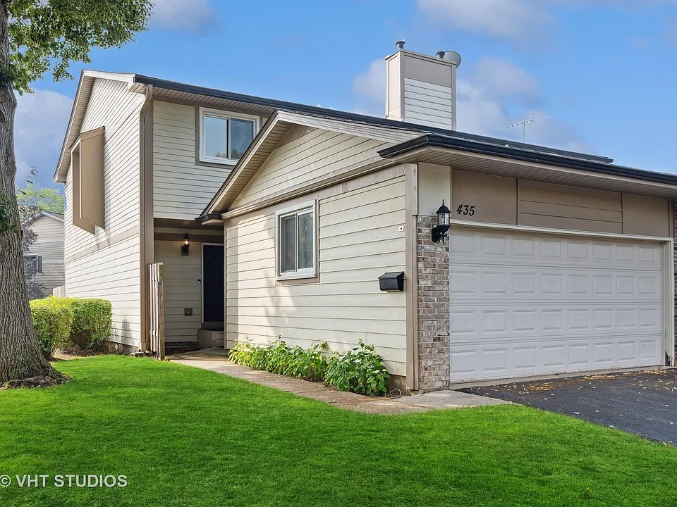 435 Swan Ct