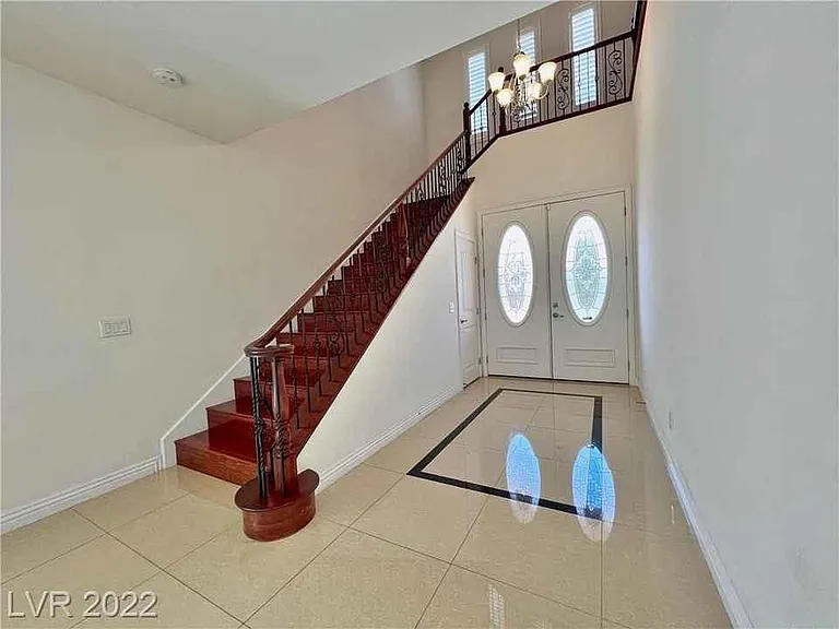 4608 Bear Island Ct — Photo 4