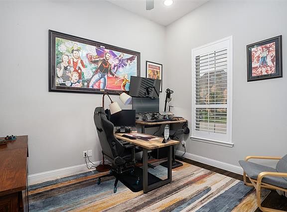 3rd image of 3423 Belterra Dr