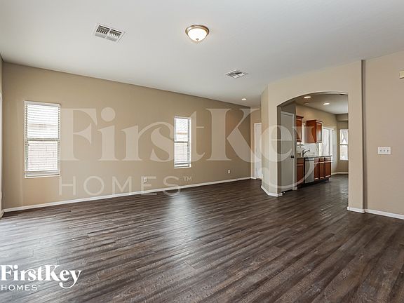5th image of 2850 E Silverbell Rd