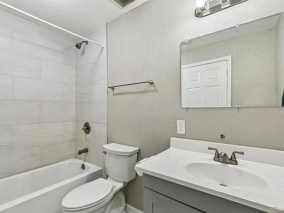 5th image of 4524 Thompson Court