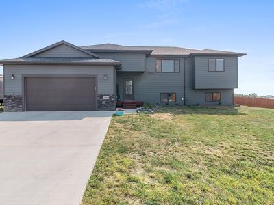 22958 Morninglight Dr, Rapid City, SD, 57703