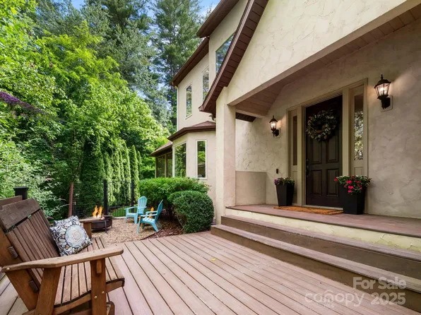 102 Gap Creek Rd, Fletcher, NC 28732