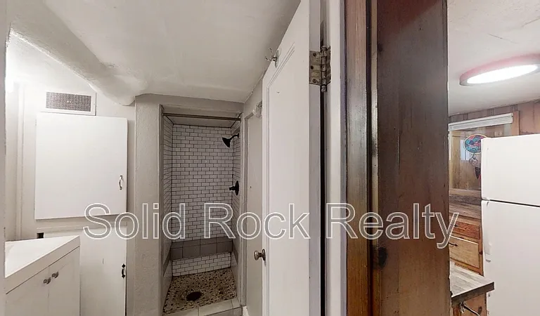 1520 E Pikes Peak Ave #B — Photo 7