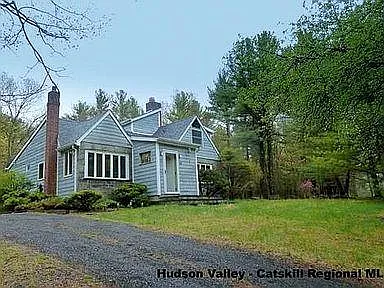Building Photo - Saugerties Rd