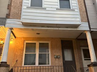 2429 S Lawrence St, Philadelphia, PA 19148