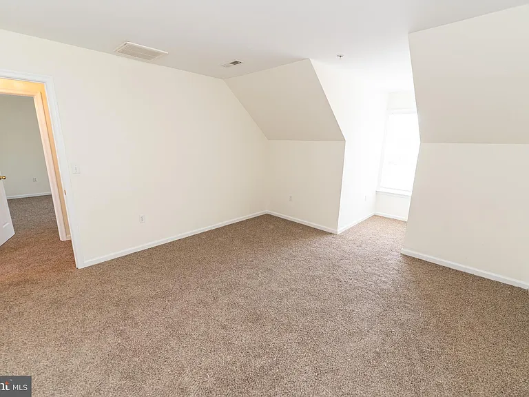 202 Carsons Ct — Photo 27