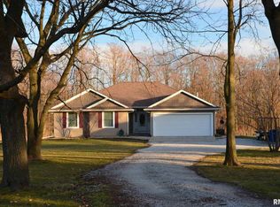 9431 108th St W, Taylor Ridge, IL 61284