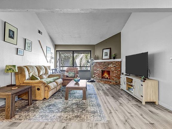 2nd image of 15511 Sherman Way APT 32