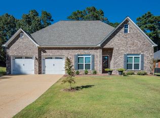 109 Tuxford Rd, Starkville, MS 39759