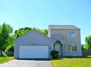 1232 Golden Oaks Pkwy, Aurora, IL