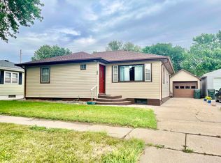 232 S Hubbard Ave, Minden, NE 68959
