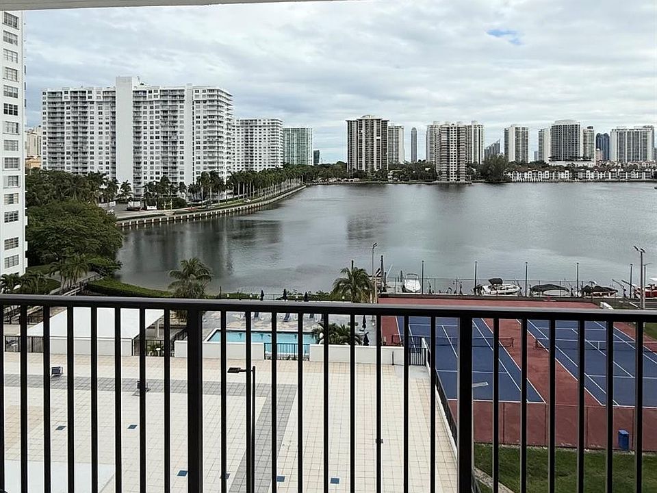 1st image of 2750 NE 183rd Street #709