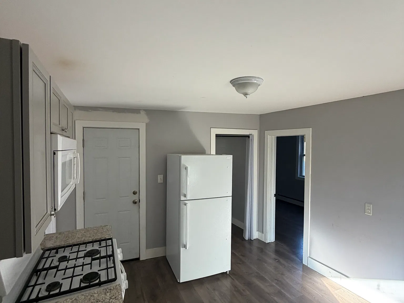 1 bed, $1,400 — Photo 2
