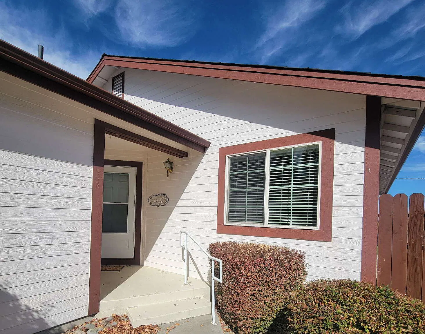 2 bed, 2.0 bath, 1474 sqft, $2,500 — Photo 2