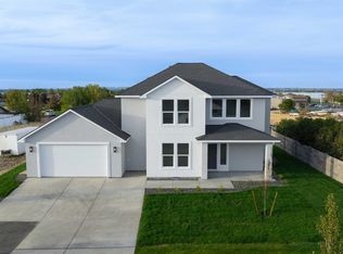 5424 W Okanogan Ave, Kennewick, WA 99336