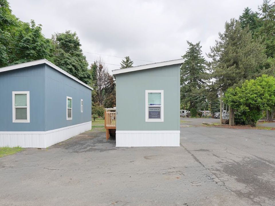 1st image of 8205 SE Harney St Unit 1